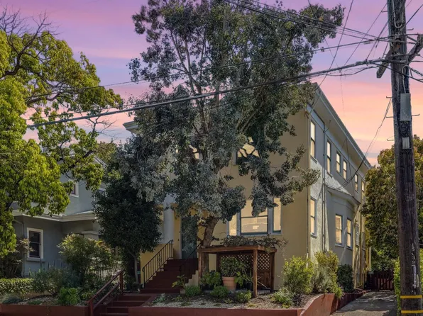 3252 Kempton Ave, Oakland, CA 94611
