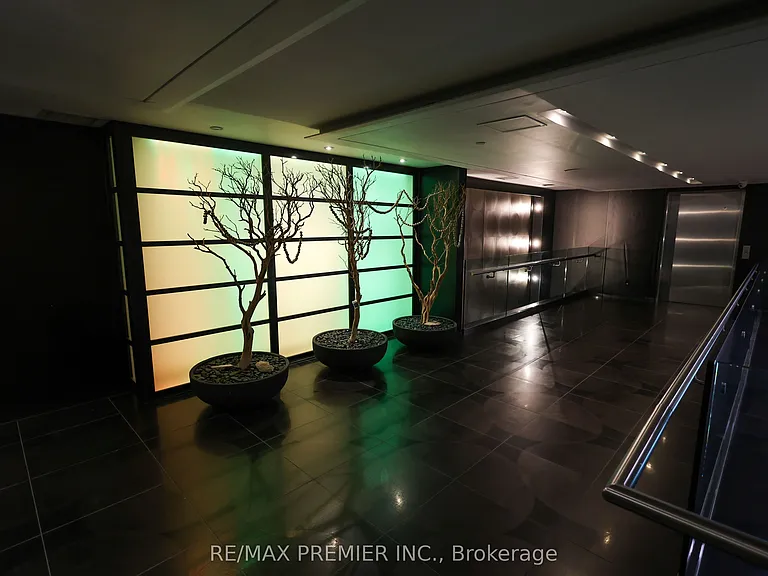 210 Victoria St #4407 — Photo 7