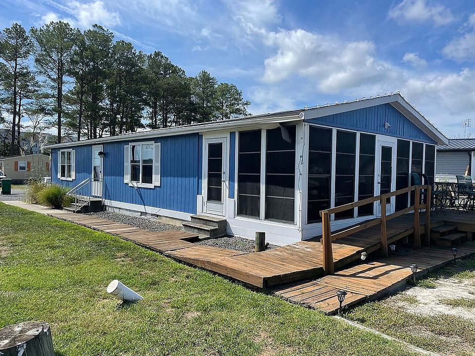 2nd image of 35561 Sussex Ln #15808