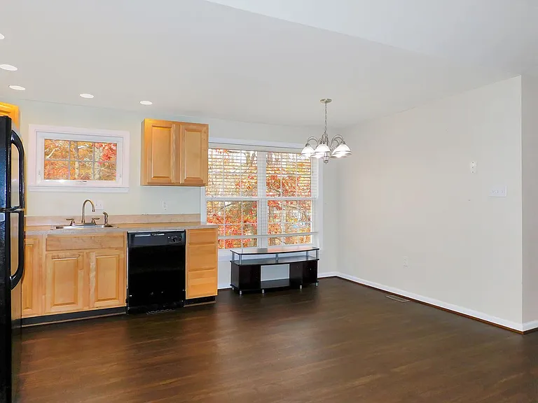 37006 W Lakeland Dr — Photo 3