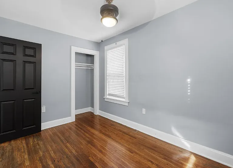 1230 Gilbert St — Photo 3