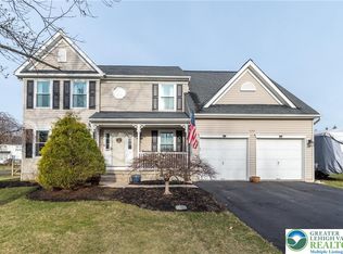 1241 Cobblestone Dr, Quakertown, PA 18951