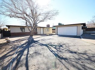 38868 Yucca Tree St, Palmdale, CA 93551