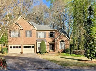 215 Tumbling Creek Dr, Alpharetta, GA 30005