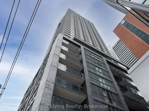 295 Adelaide St W, Toronto, ON