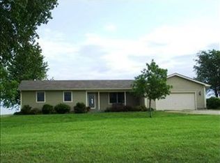 13398 102nd Rd, Hoyt, KS 66440