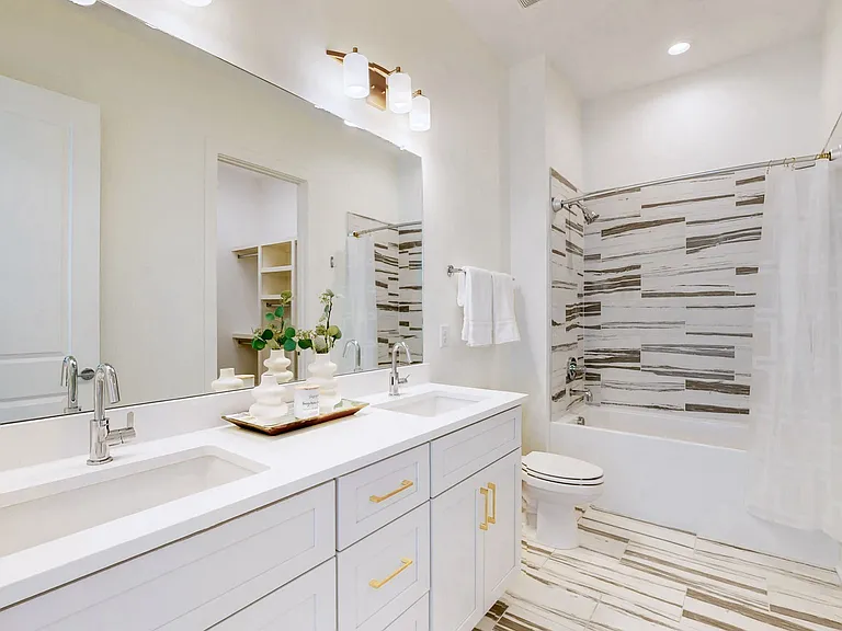 425 Herringbone Ct — Photo 21
