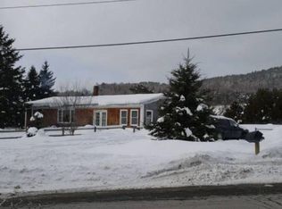 139 Calendar Brook Rd, Lyndonville, VT 05851
