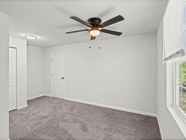 6938 Askew Ave — Photo 1