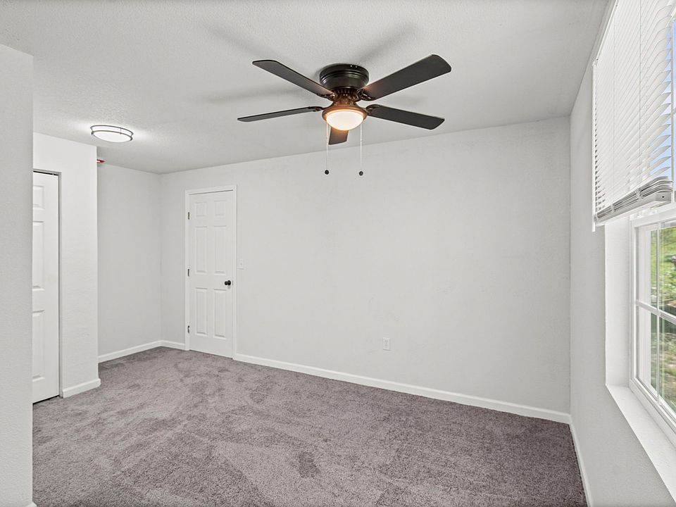 1st image of 6938 Askew Ave