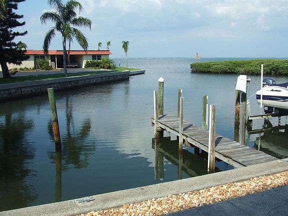 A boat lovers paradise!