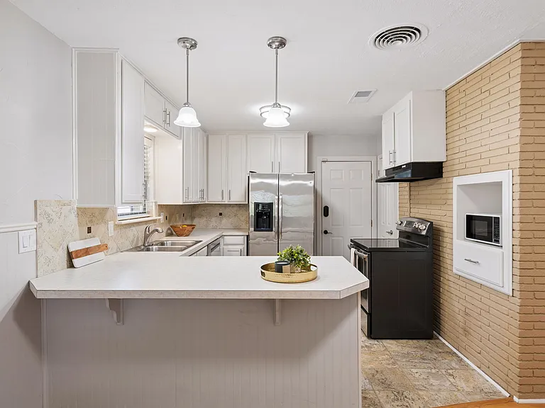 3605 Jeanette Dr — Photo 8