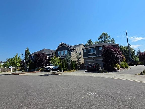 4th image of 3608 127th Avenue NE