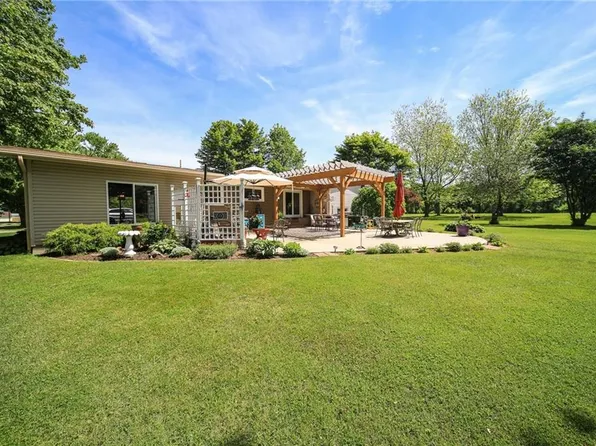 1453 Lake Rd #531, Conneaut, OH 44030