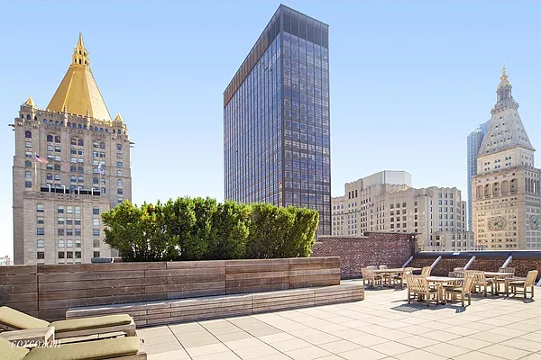 Sold by Douglas Elliman | media 17