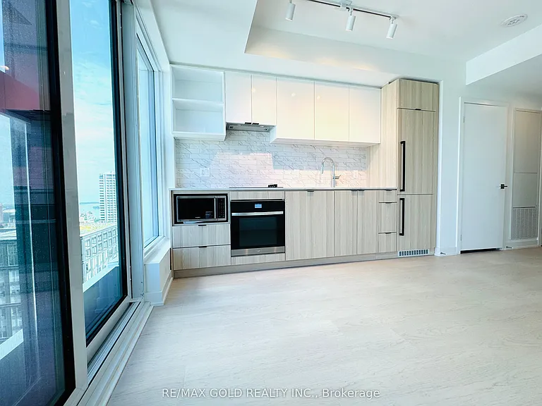 252 Church St #5106 — Photo 14