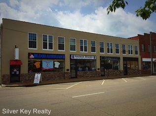 217 E Washington Ave APT C, Athens, TN 37303