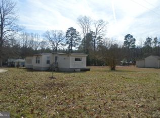 1371 Cedar Hill Rd, Colonial Beach, VA 22443