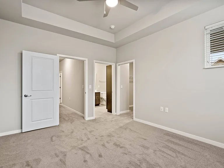 The 85 Bedroom | Townhomes T1