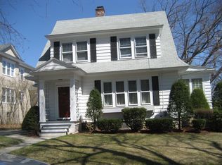 22 Neptune Rd, Worcester, MA 01605