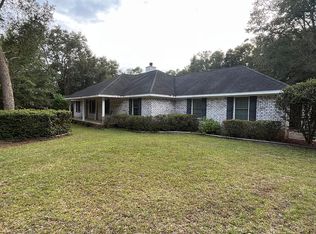 6023 Running Deer Rd, Milton, FL 32570