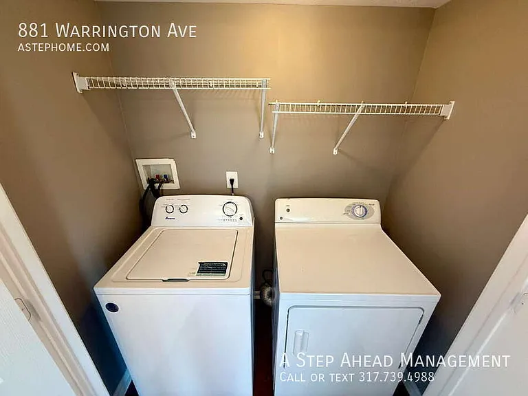 881 Warrington Ave — Photo 21