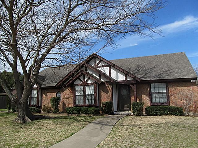 1st image of 2210 Meadow Lake Dr