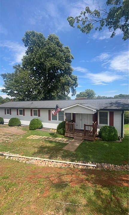 1st image of 534 Friendly Grove Church Rd