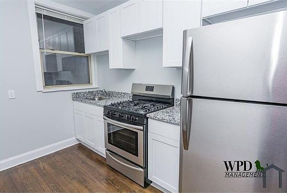 2nd image of 7816 S Cornell Ave #7820-2E