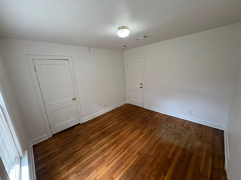3108 Govalle Ave — Photo 2