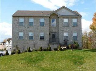 111 Linda Ct, Canonsburg, PA 15317