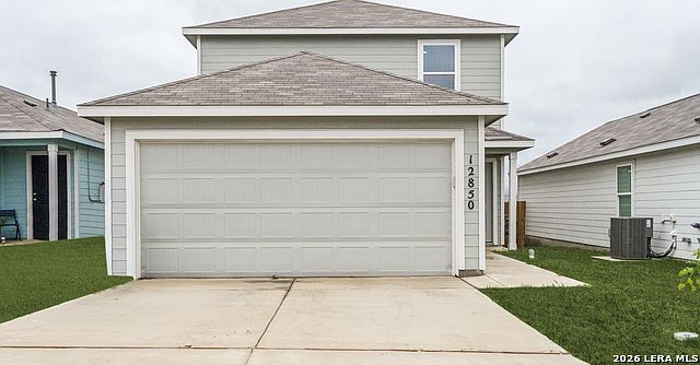 1st image of 12850 Ratcliff Lake St