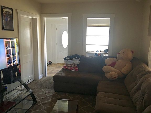 2nd image of 1013 W Jefferson St