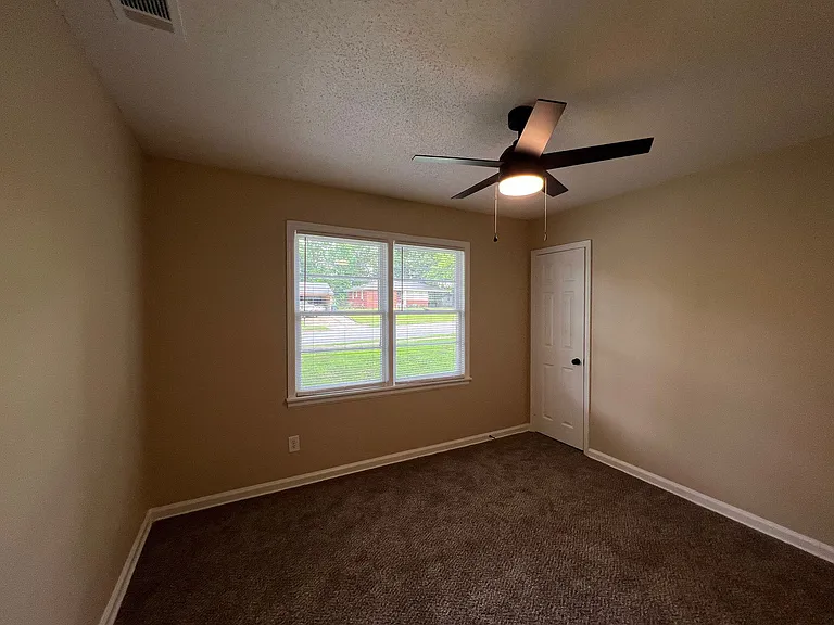 3525 N Trezevant St — Photo 14