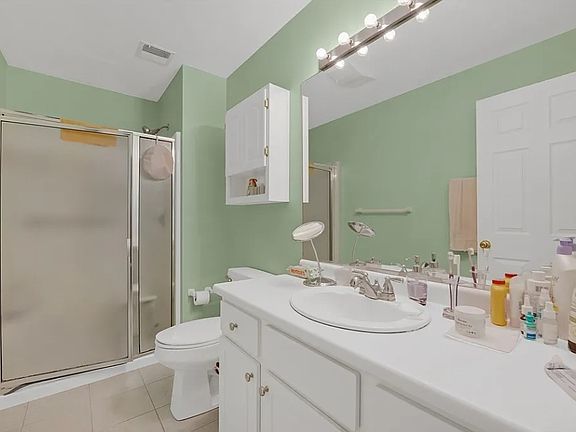 4th image of 330 Sunderland Rd Unit 87