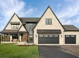 3695 William Way, Maple Plain, MN 55359