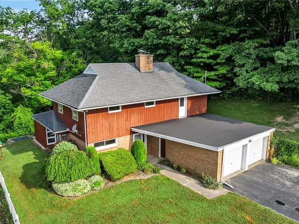 5036 Merlau Rd, East Aurora, NY 14052