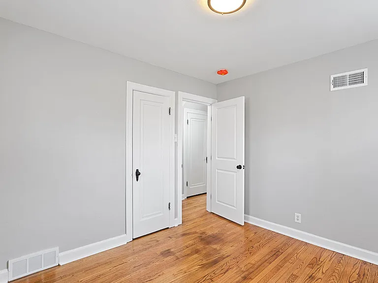 2904 Greentop Ct — Photo 21