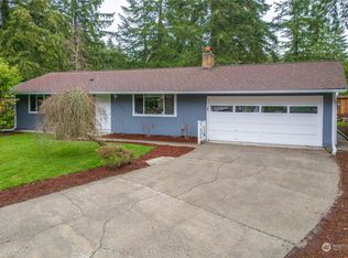 9401 Lupine Cir W, Tacoma, WA