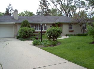 509 N Melrose Ave, Elgin, IL 60123