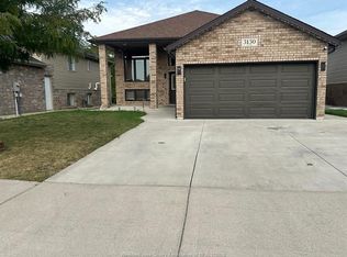 3130 Arpino Ave, Windsor, ON N8N 0A7
