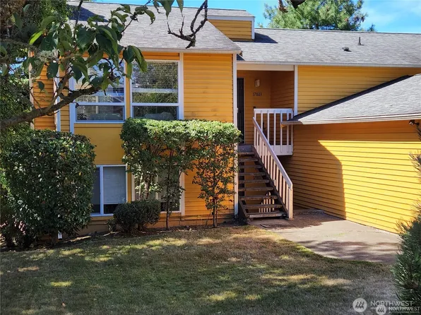 17801 Stone Avenue N #1-2, Shoreline, WA 98133