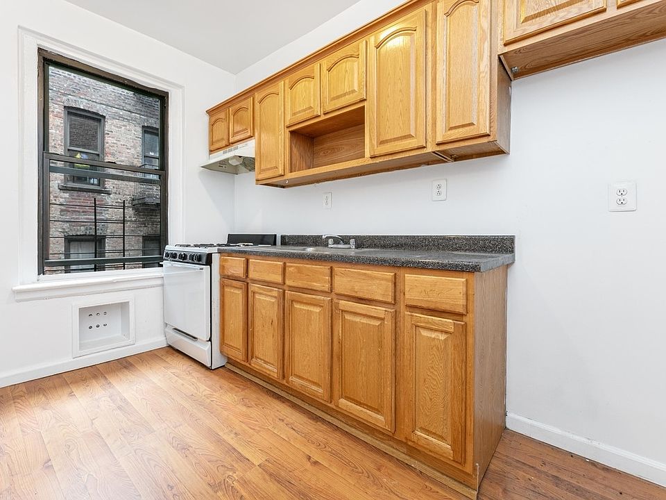 1st image of 20 Seaman Ave #I1