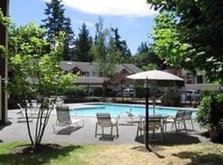 15433 Country Club Dr UNIT C106, Mill Creek, WA 98012