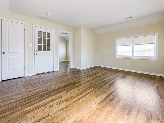 5th image of 937 N Pontiac Trl APT 2
