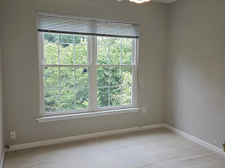 9659 Athens Pl — Photo 32