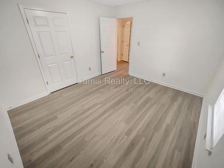 6843 Saganaw Dr — Photo 11