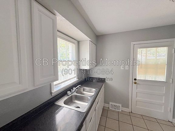 2nd image of 4420 Owen Rd
