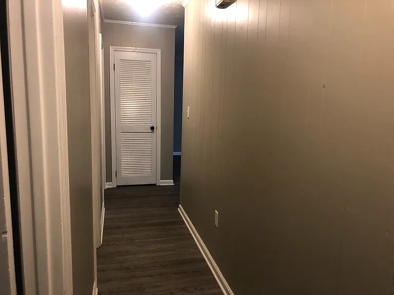 515 Chateau Dr SE — Photo 18