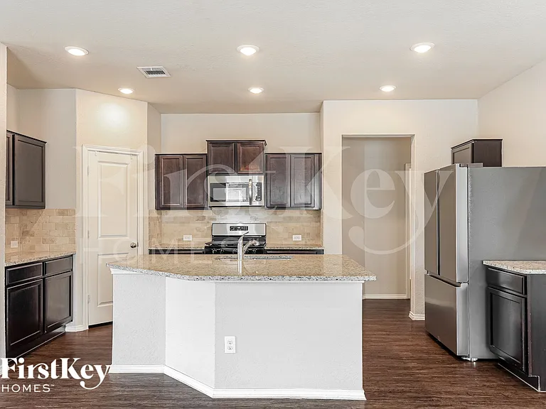 32079 Camellia Bnd — Photo 6